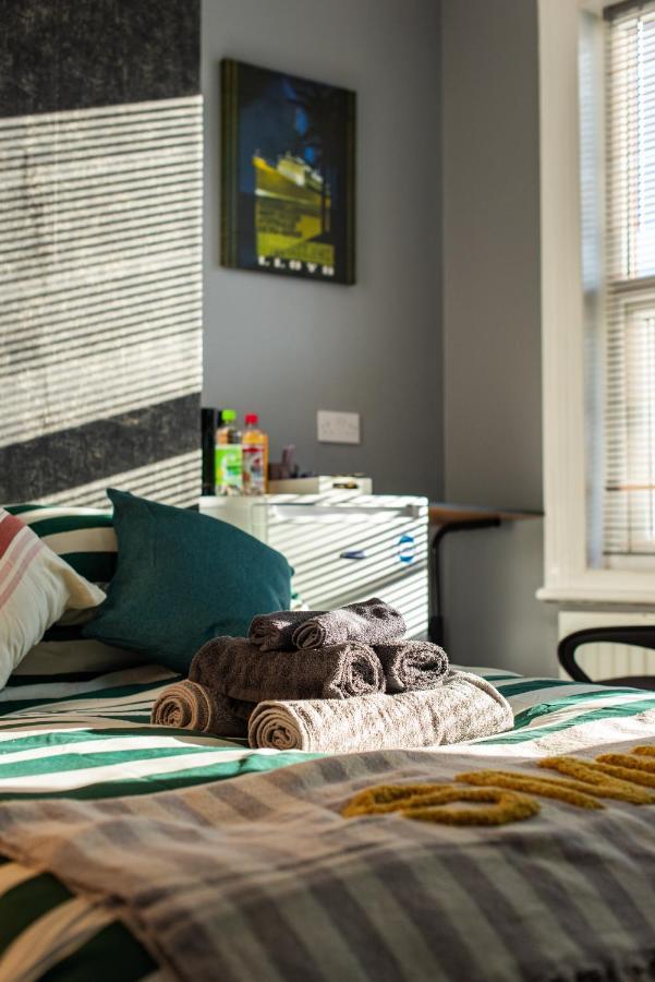 Heart Of Maidstone - Premium Double Rooms With Free Wi-Fi Eksteriør billede